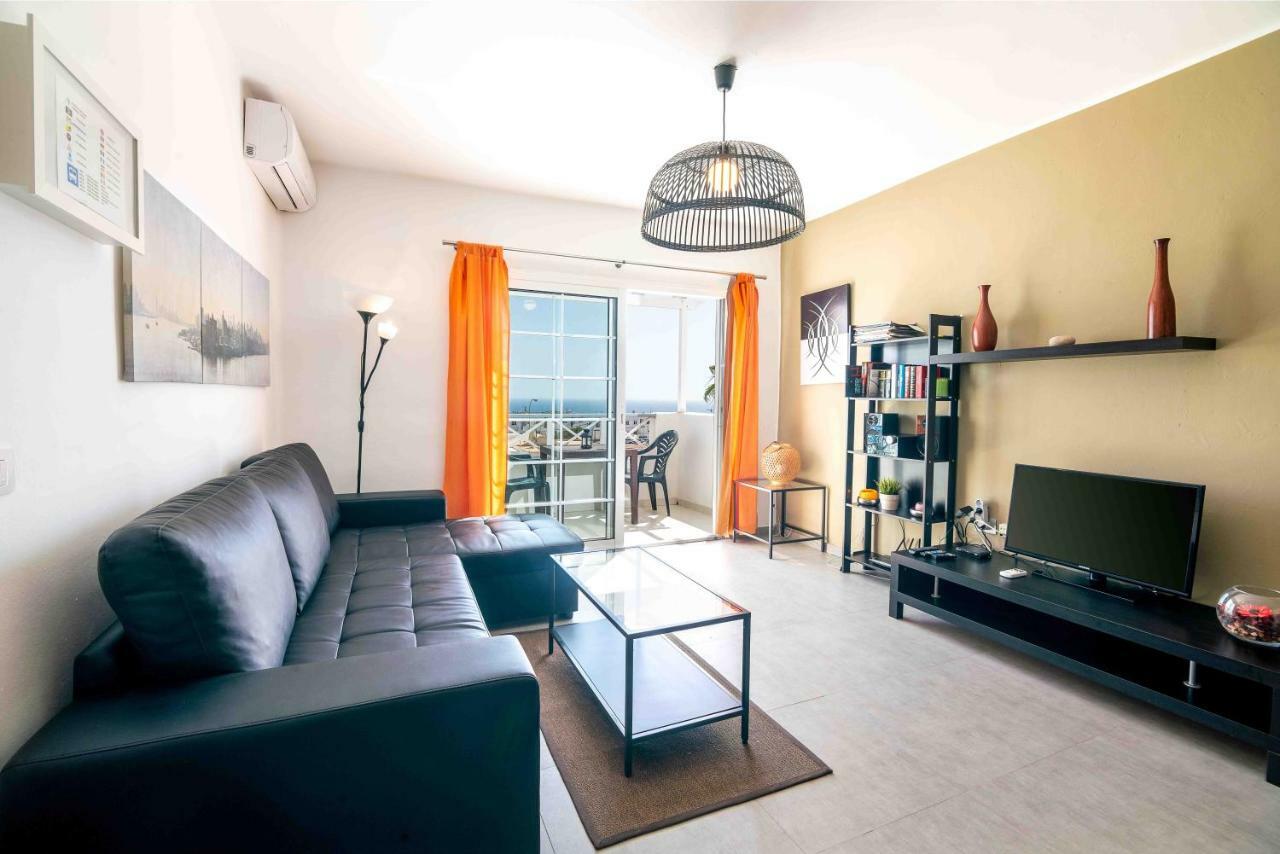Panelo Apartment *